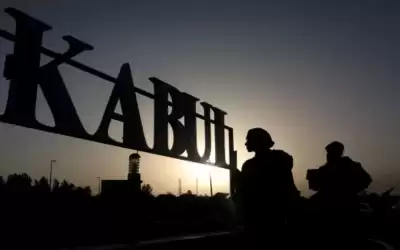 انفجار أمام المطار العسكري في كابل