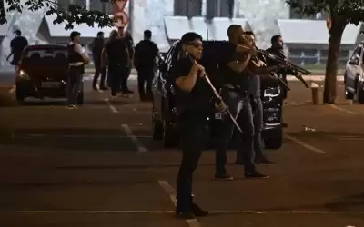 اعتقال مسلح حاول اقتحام حفل تنصيب