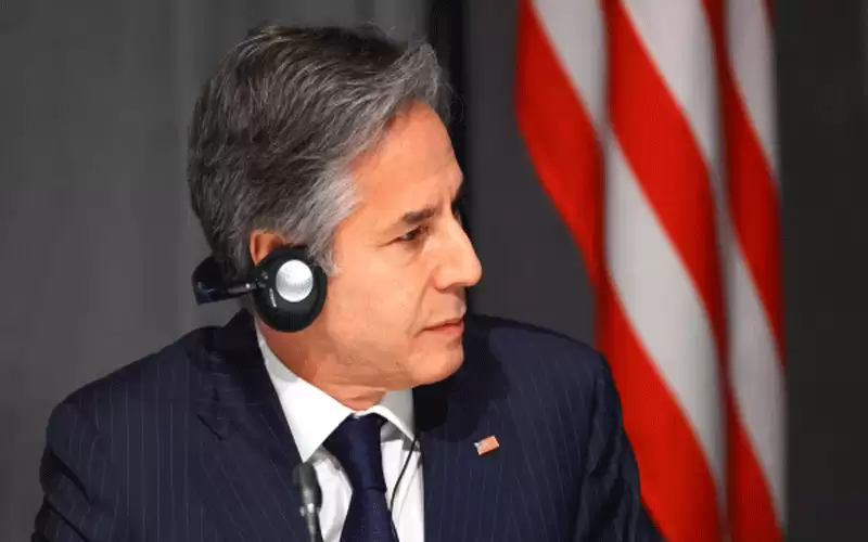 بلينكن ونظيره الصيني الجديد يبحثان الحفاظ