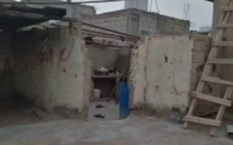 إخلاء أسرة من منزلها في لواء