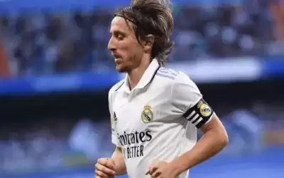 مودريتش يرد على عرض لمجاورة رونالدو