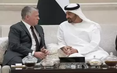 الملك ومحمد بن زايد يبحثان العلاقات
