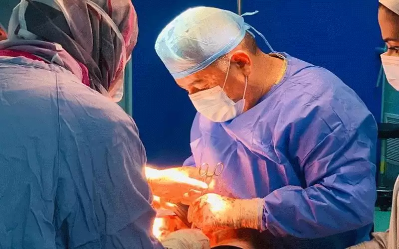 استئصال ورم سرطاني بوزن 13 كغم