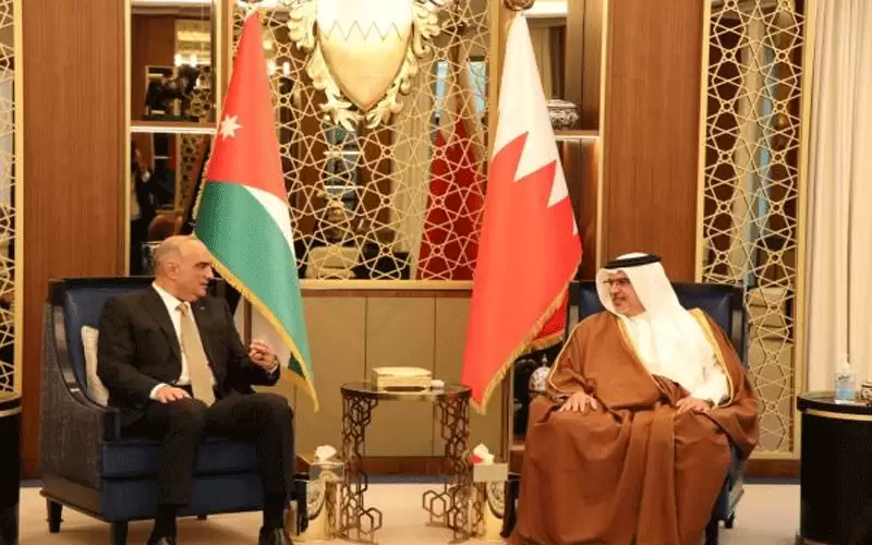 الخصاونة وآل خليفة يؤكدان عمق العلاقات