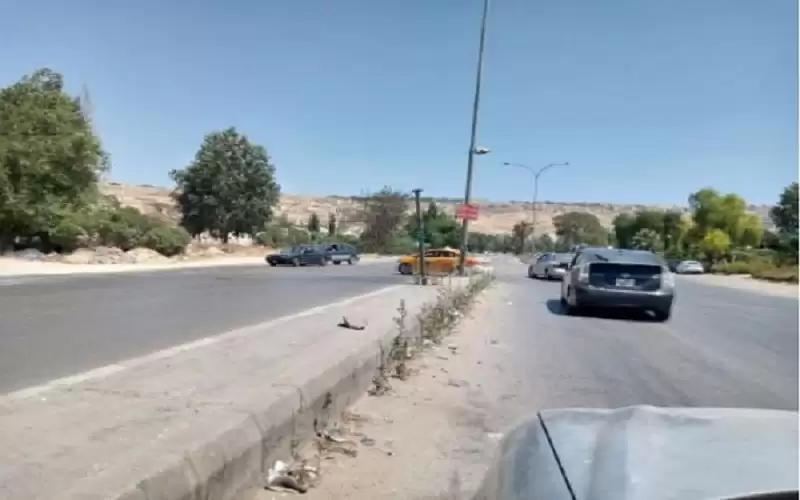 إغلاق طريق عمان - البقعة بالاتجاهين