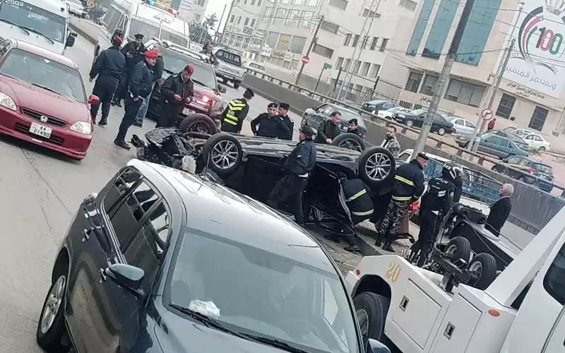 وفاة سائق بتدهور مركبة داخل نفق
