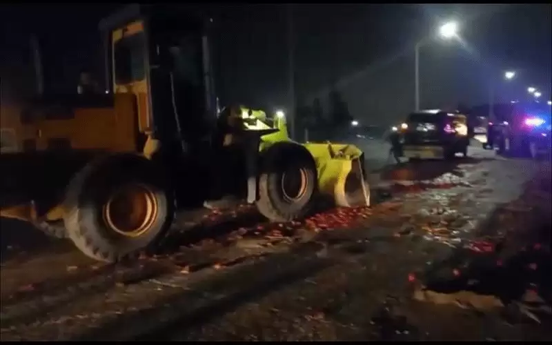 إزالة مخلفات ناتجة عن تدهور مركبة