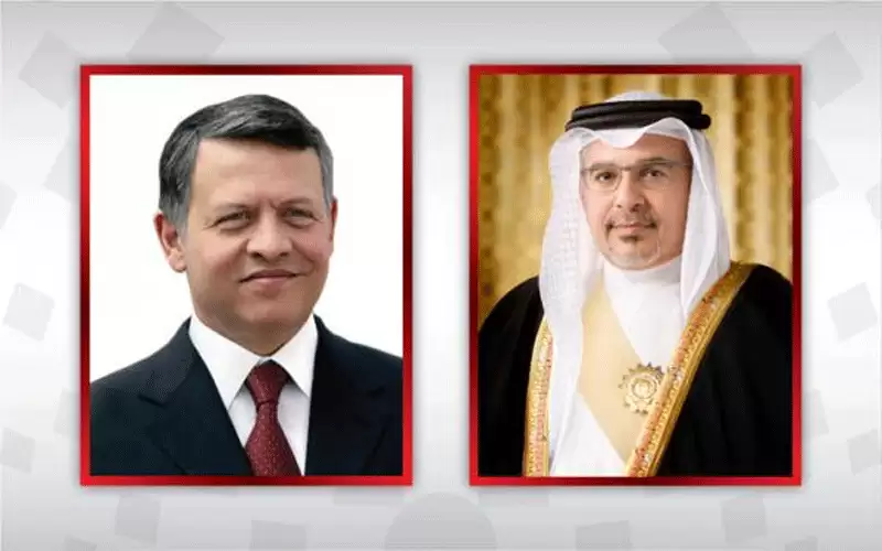 ولي العهد البحريني يعزي الملك بوفاة