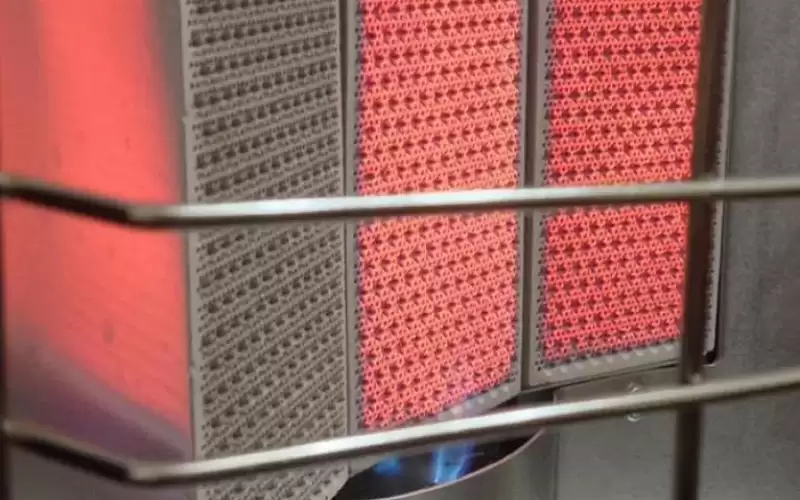 اصابة 16 شخصا بضيق للتنفس أثر