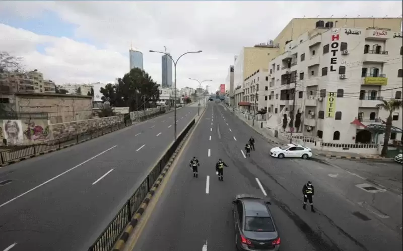 الحكومة: لا عودة إلى الإغلاقات بسبب