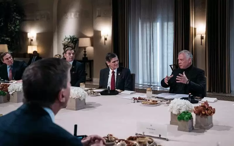 الملك يؤكد أهمية فتح آفاق تعاون