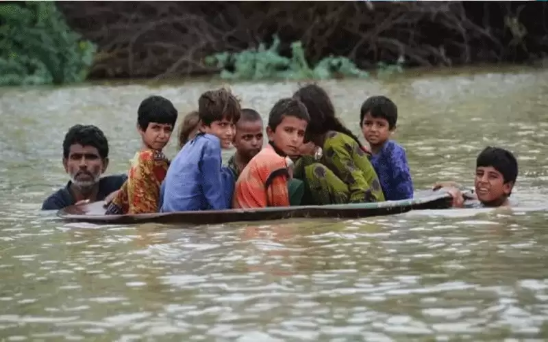 باكستان تحصل على تعهدات بأكثر من