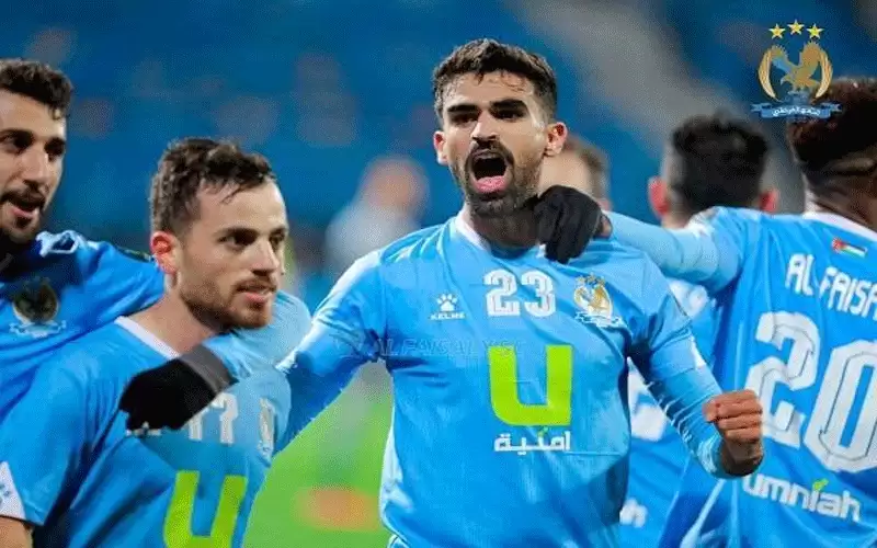 عقود احتراف خارجية تنهال على اللاعبين