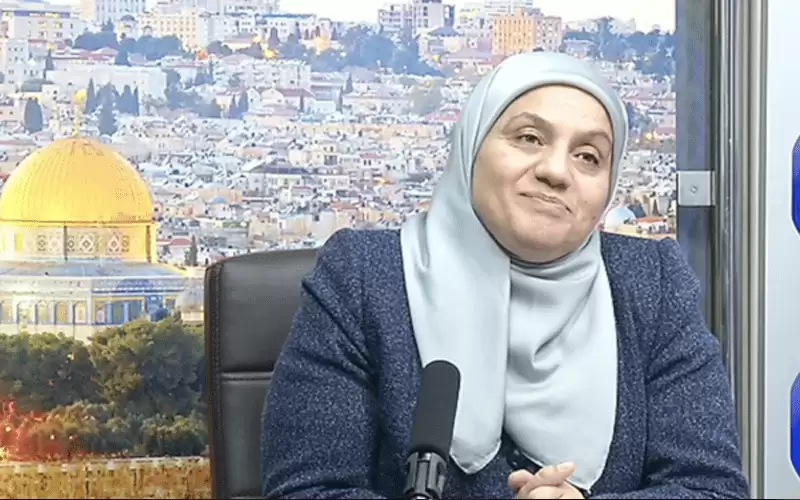 المومني: الخدمة المدنية حديقة خلفية لكن