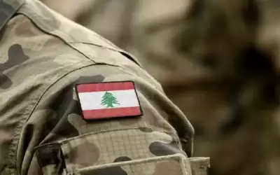 الجيش اللبناني يطلق النار على طائرة