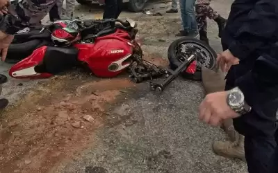 اصابة سائق دراجة بجروح خطيرة