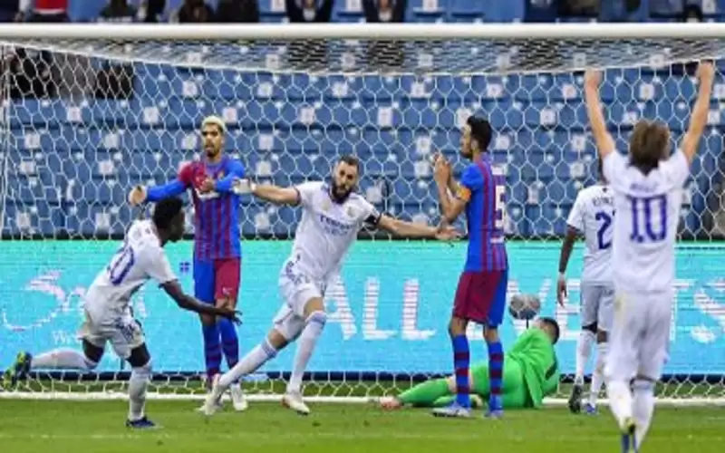 كلاسيكو ناري بين ريال مدريد وبرشلونة