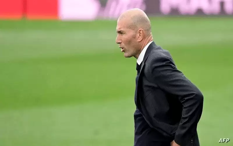 الكشف عن شرط زيدان لتدريب باريس