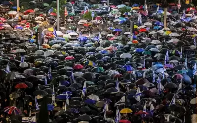 المعارضة الإسرائيلية تهدد بالعصيان المدني
