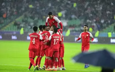 عمان إلى نهائي خليجي 25