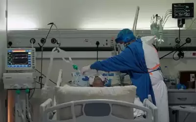 “الصحة”: 10 حالات كورونا تتلقى العلاج