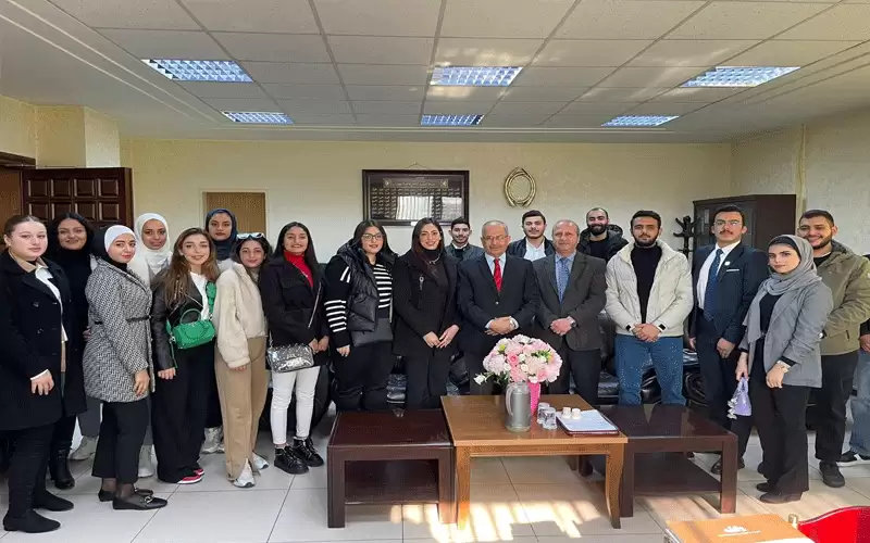 طلبة كلية الحقوق في عمان الاهلية
