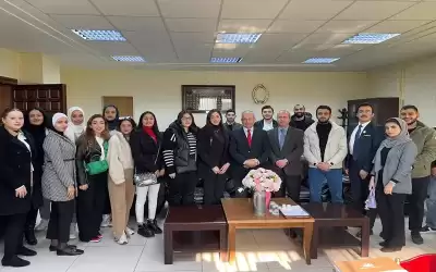 طلبة كلية الحقوق في عمان الاهلية