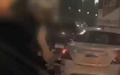 مطاردة مثيرة بين فتاتين ولصوص على