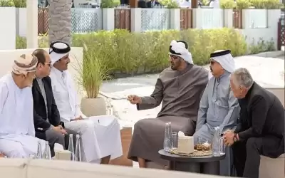 سماعة أذن الملك الطبية بناء على