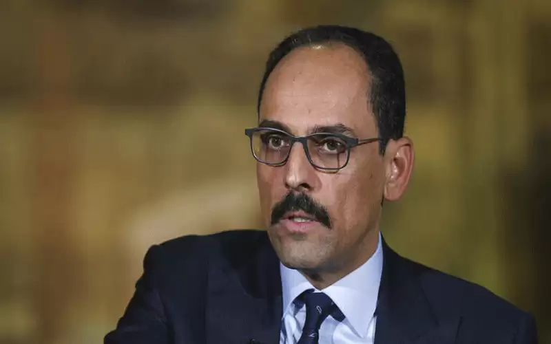 تركيا: حرق القرآن الكريم بربرية حديثة