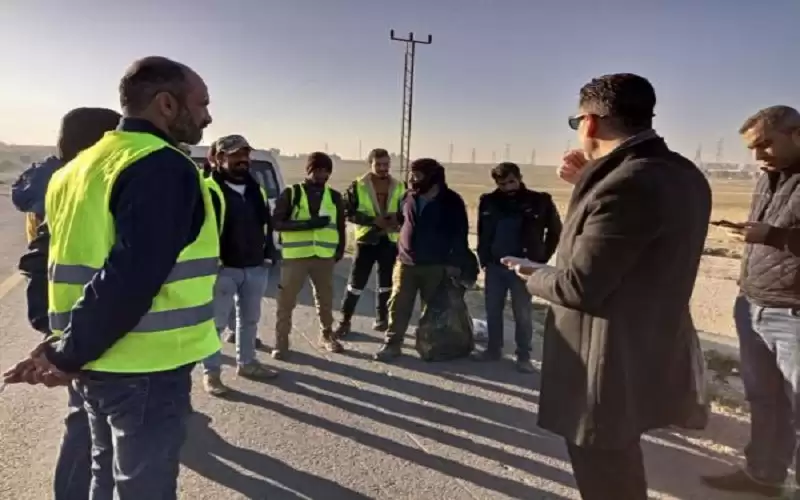 حملة نظافة على الطريق الصحراوي