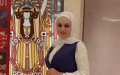 فاطمه الصمادي تحصل على شهادة الدبلومه