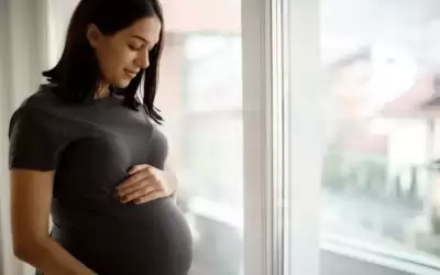 مشروبات مفيدة لتسهيل الولادة الطبيعية