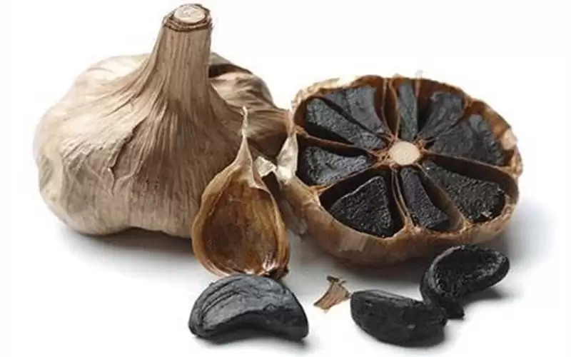 الثوم الأسود.. فوائد نادرة لا يمكن