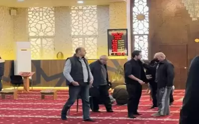 ولي العهد يؤدي صلاة الاستسقاء