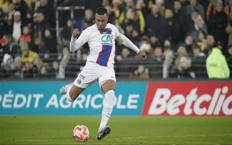 مبابي يقترب من رقم تاريخي مع