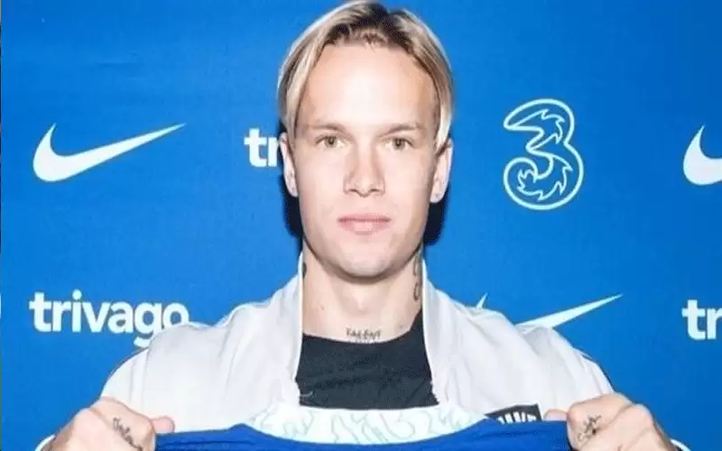 يويفا يتخذ إجراء بشأن تعاقدات تشيلسي