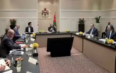 الملك يطلع على برنامج الحكومة لتنفيذ