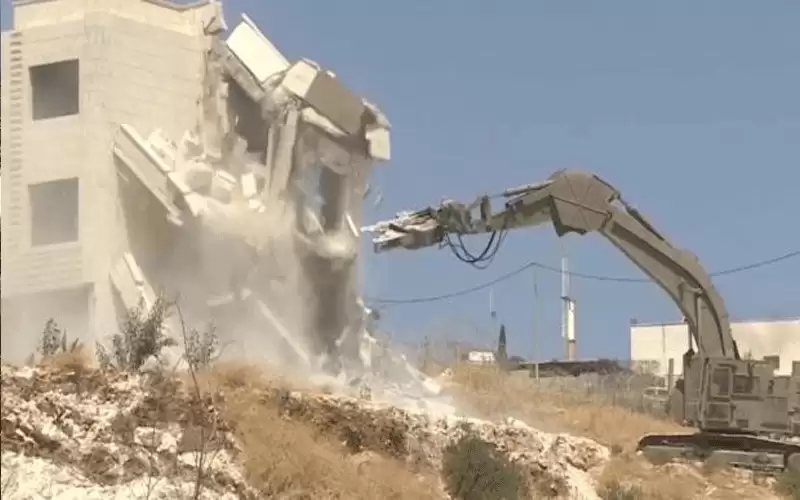 الاحتلال يهدم 6 منازل في فلسطين