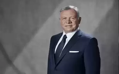 الملك يصل الدوحة وأمير قطر في