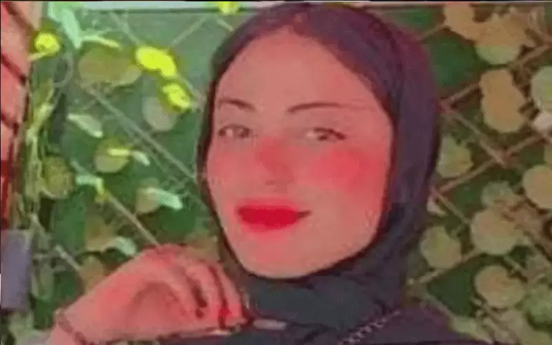 فتاة مصرية تنهي حياتها من الطابق