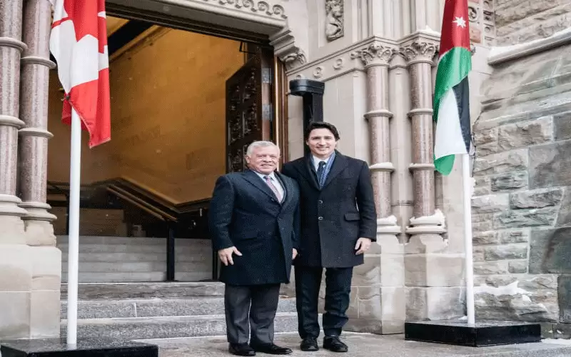 رئيس الوزراء الكندي يستقبل الملك في