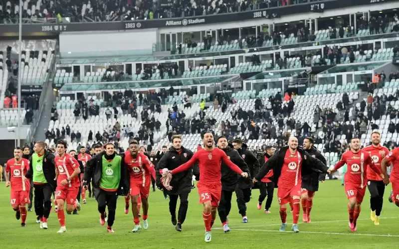 
يوفنتوس يسقط أمام ضيفه مونزا 2-0

