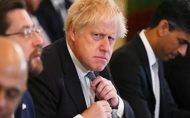 جونسون: بوتين هددني بصاروخ