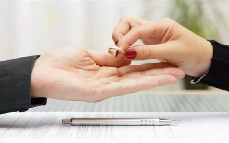 طلاق زوجة لرفضها الانتقال من إربد