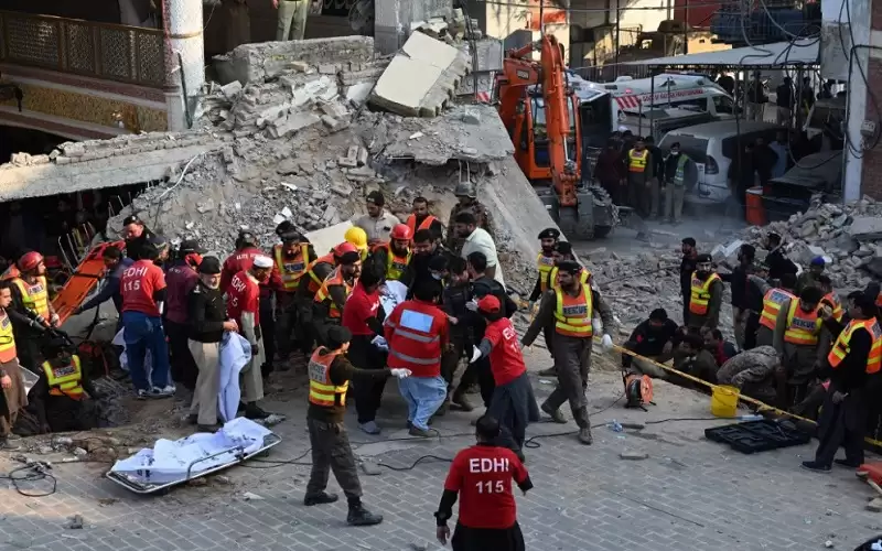 ارتفاع حصيلة ضحايا تفجير مسجد شرطة