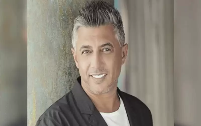 عمر العبداللات يبكي عائلة طلال مداح