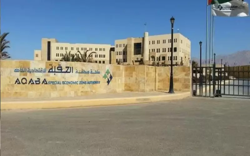 الصحة النيابية تدعو لتخفيض الضرائب لجذب