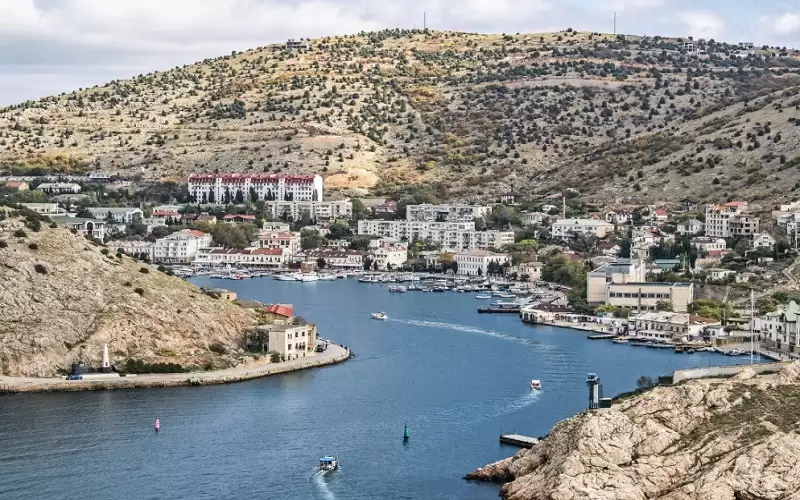 روسيا تؤمم أصولا أوكرانية في القرم