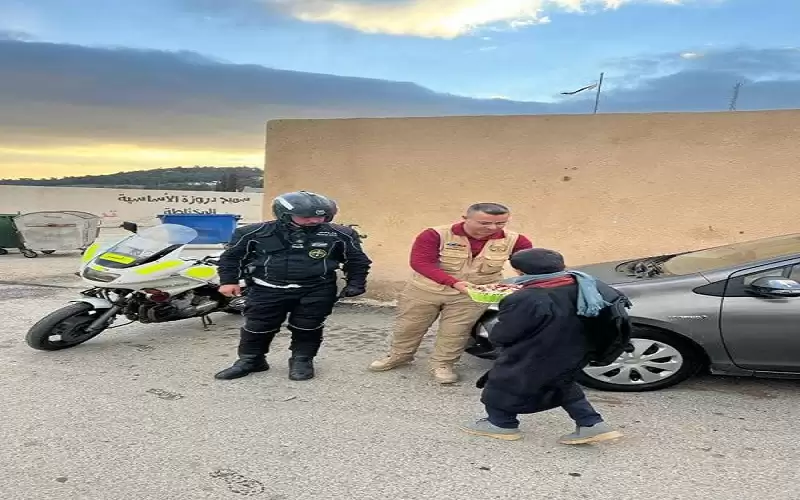 الإدارات المرورية تدعو للالتزام بقواعد السير